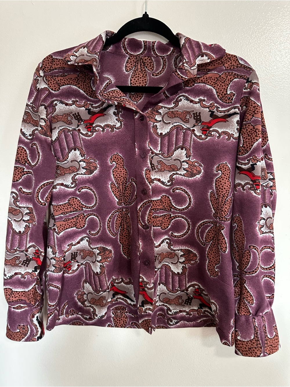 Vintage Circus Tiger Motif Women's Button Down Shirt, Purple, XS/S